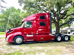 2019 VOLVO VNL860 - Image 1