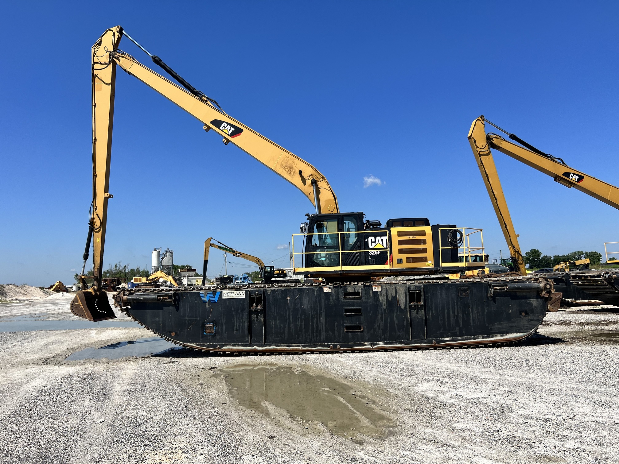 2018 CATERPILLAR 326FL - view 1 of 68