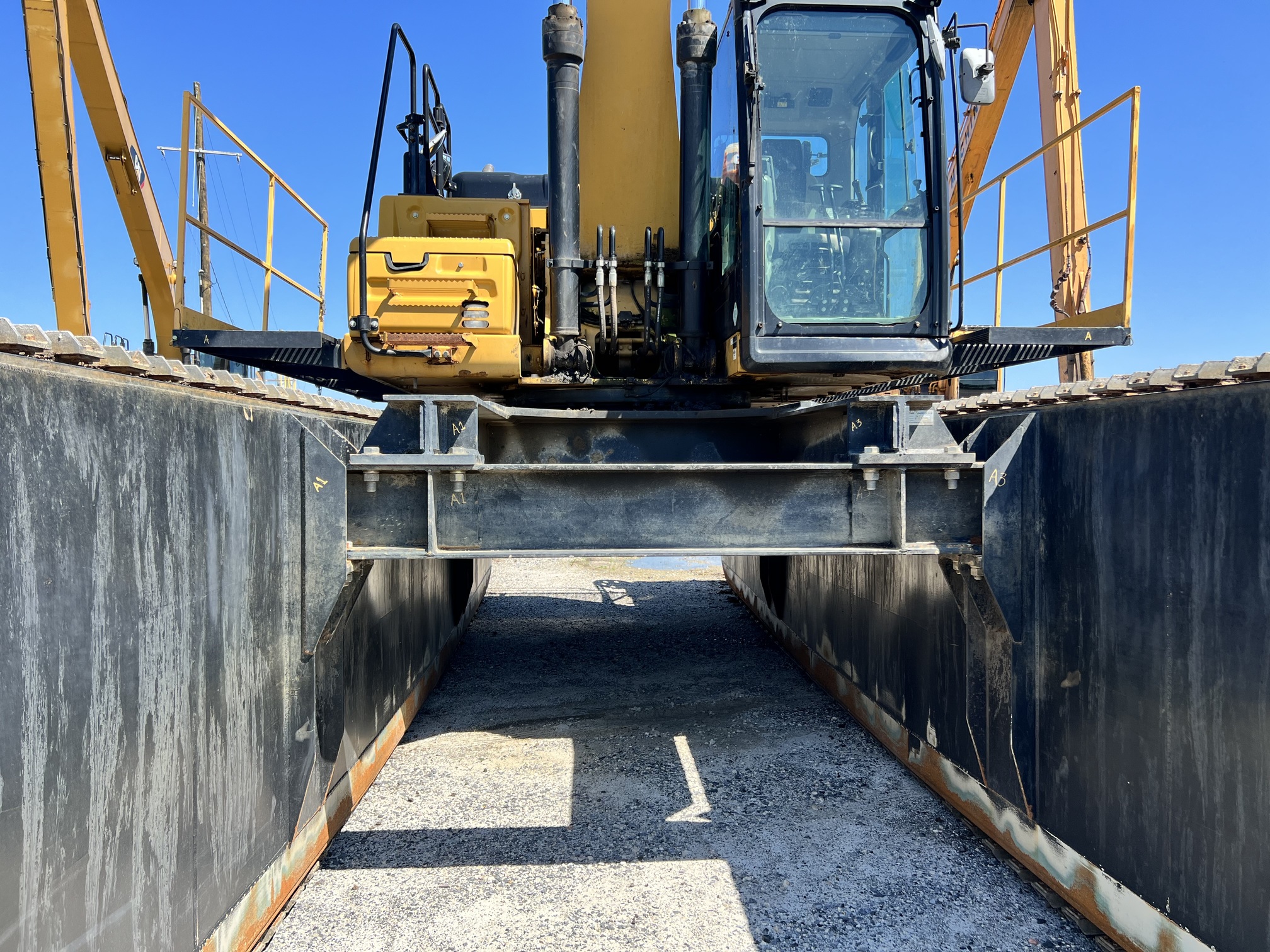 2018 CATERPILLAR 326FL - Image 19