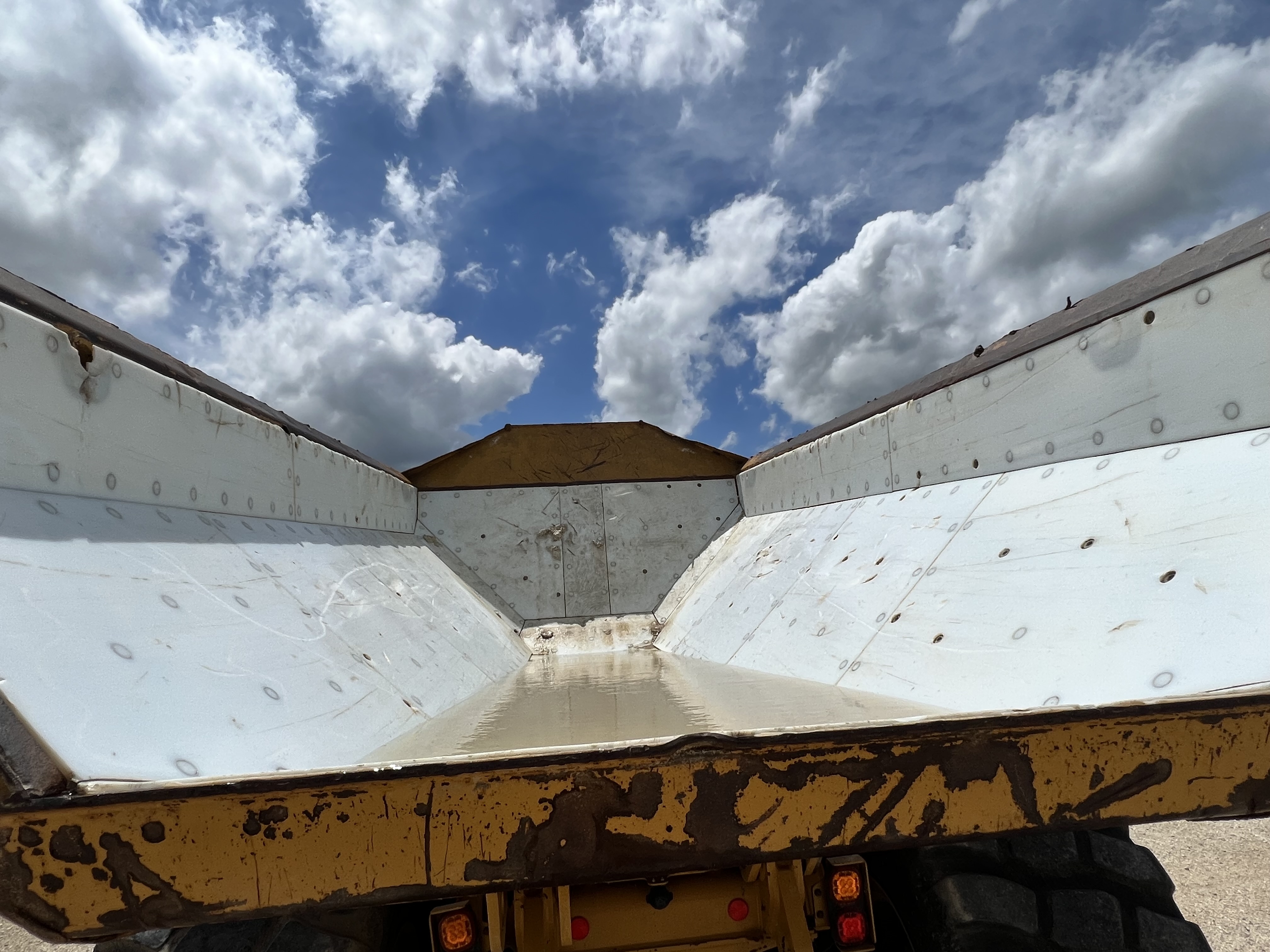 2019 CATERPILLAR 735 - Image 5