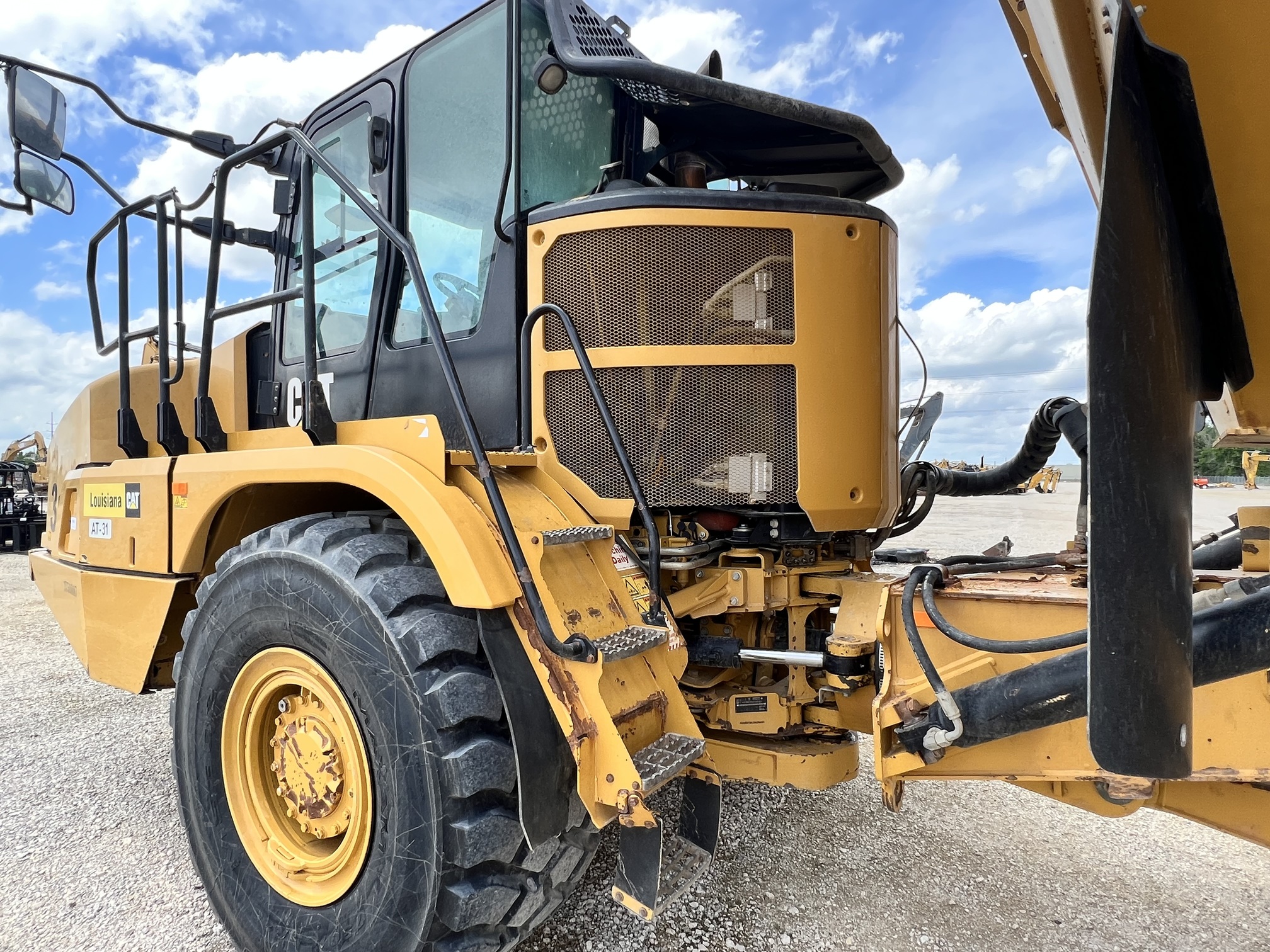 2019 CATERPILLAR 735 - Image 11