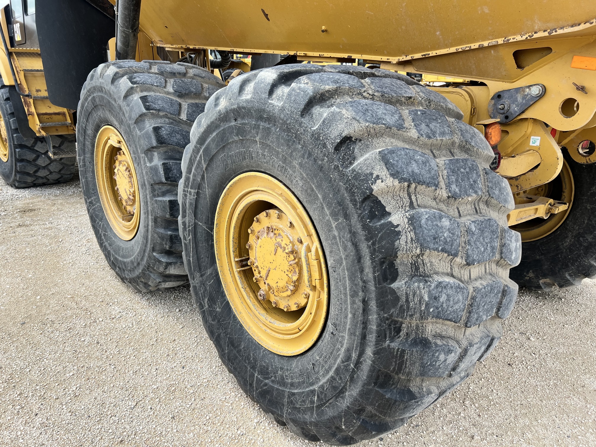 2019 CATERPILLAR 735 - Image 14