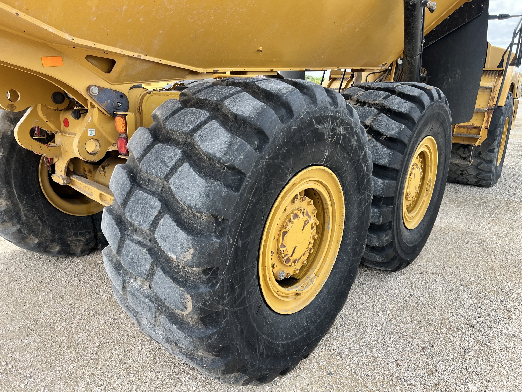 2019 CATERPILLAR 735 - view 15 of 28