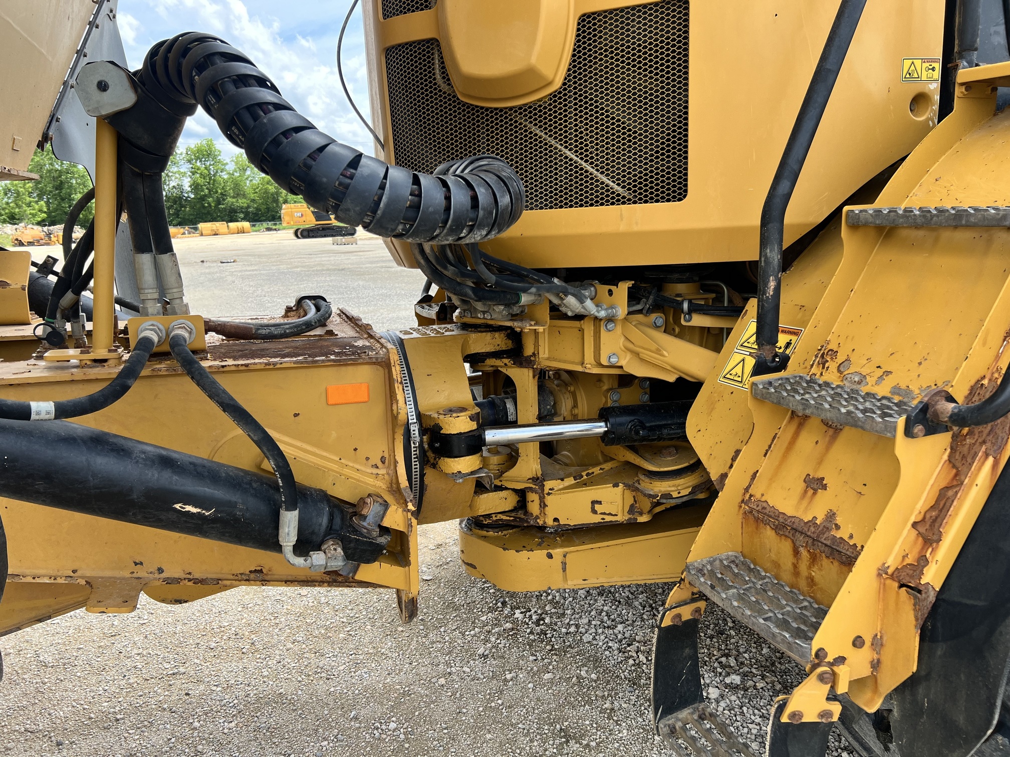 2019 CATERPILLAR 735 - Image 17