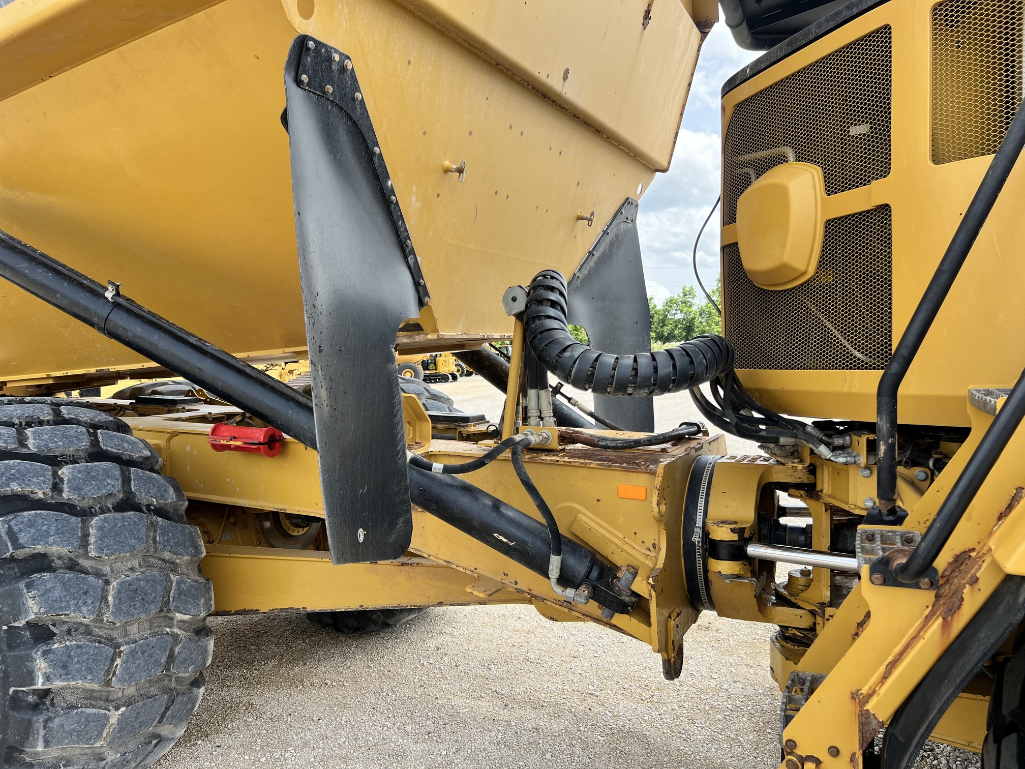 2019 CATERPILLAR 735 - Image 18