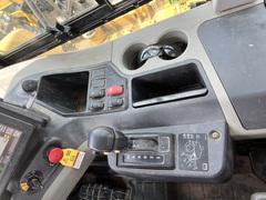 2019 CATERPILLAR 735 - Image 22