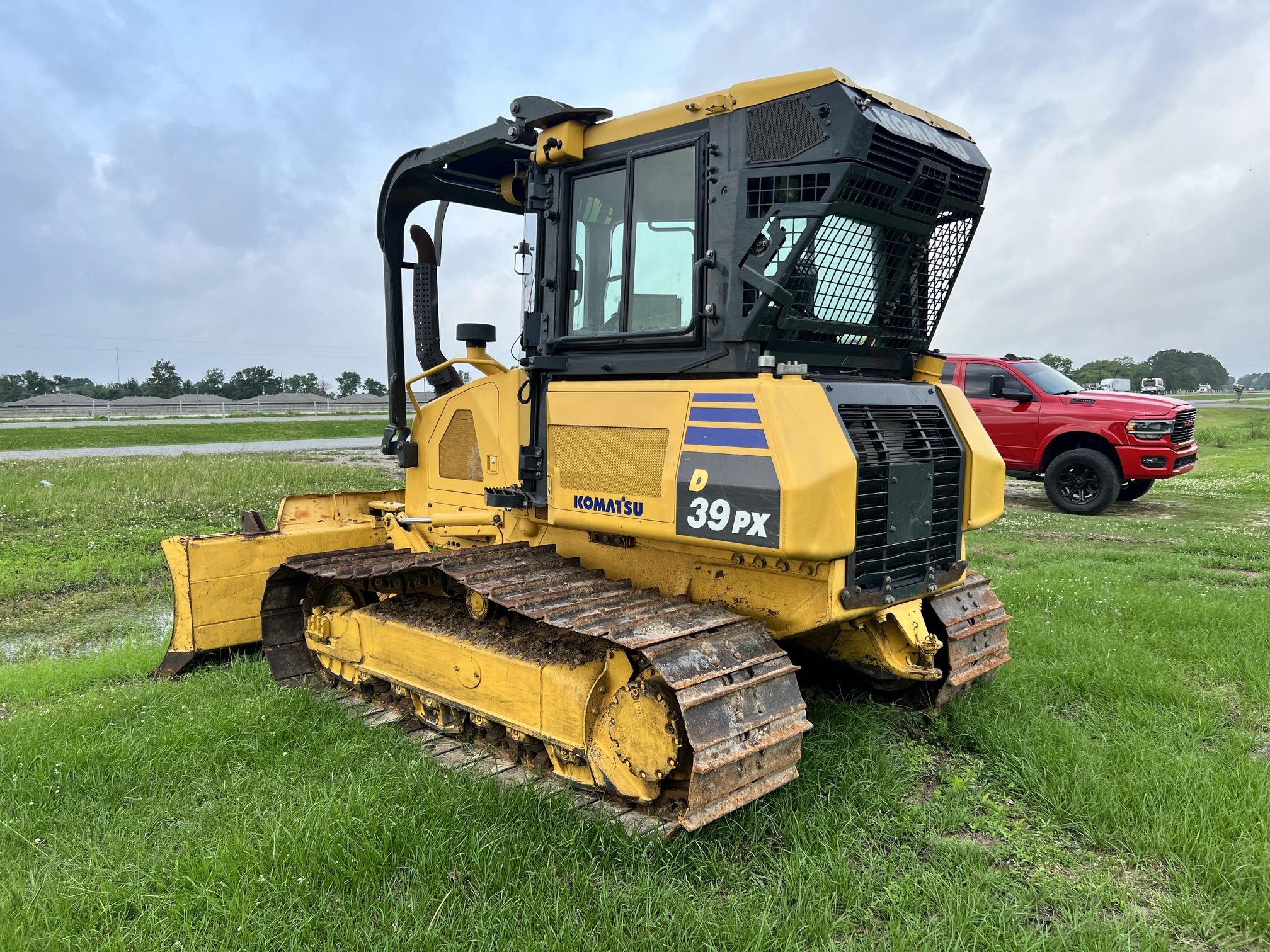 2015 KOMATSU D39PX-23 - Image 4