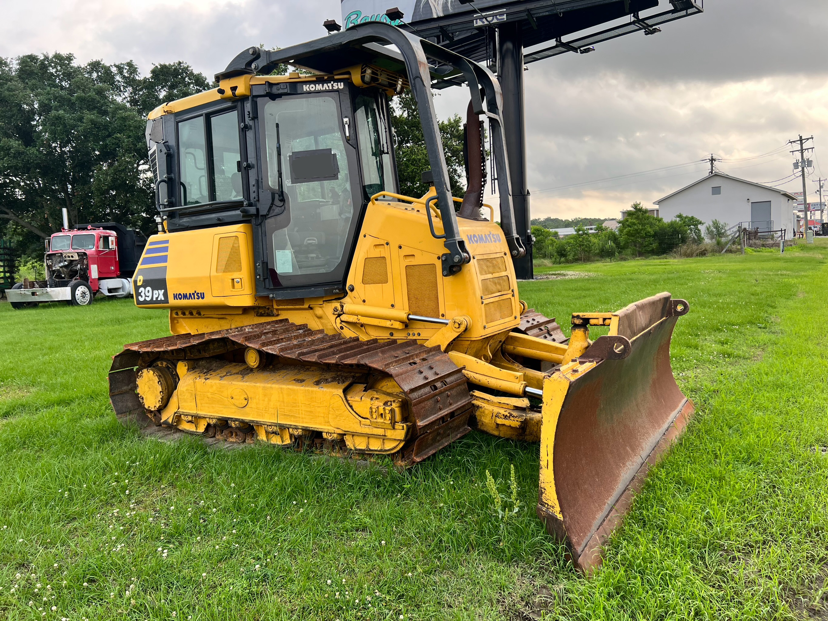 2015 KOMATSU D39PX-23 - Image 7