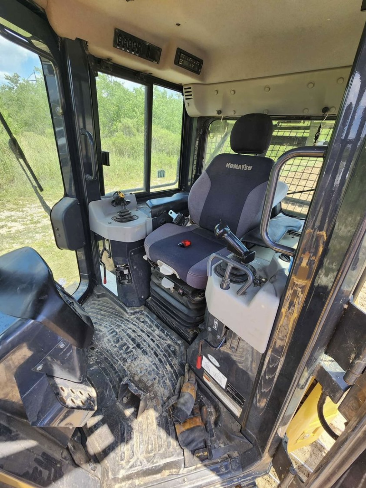 2015 KOMATSU D39PX-23 - Image 31