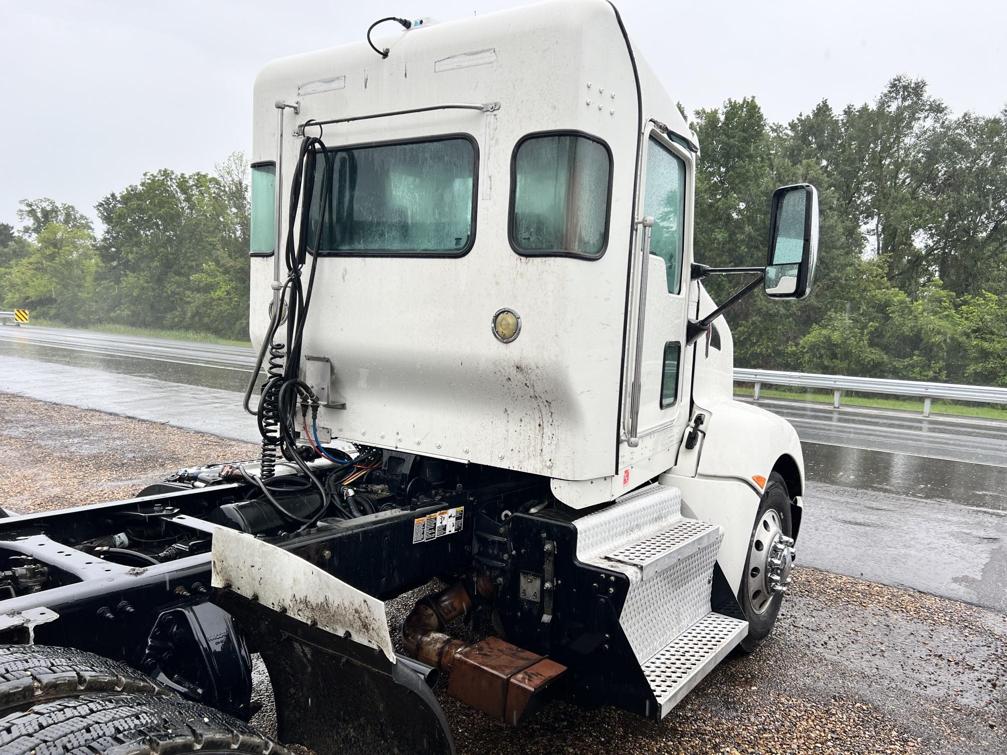 2012 KENWORTH T6 - view 5 of 29