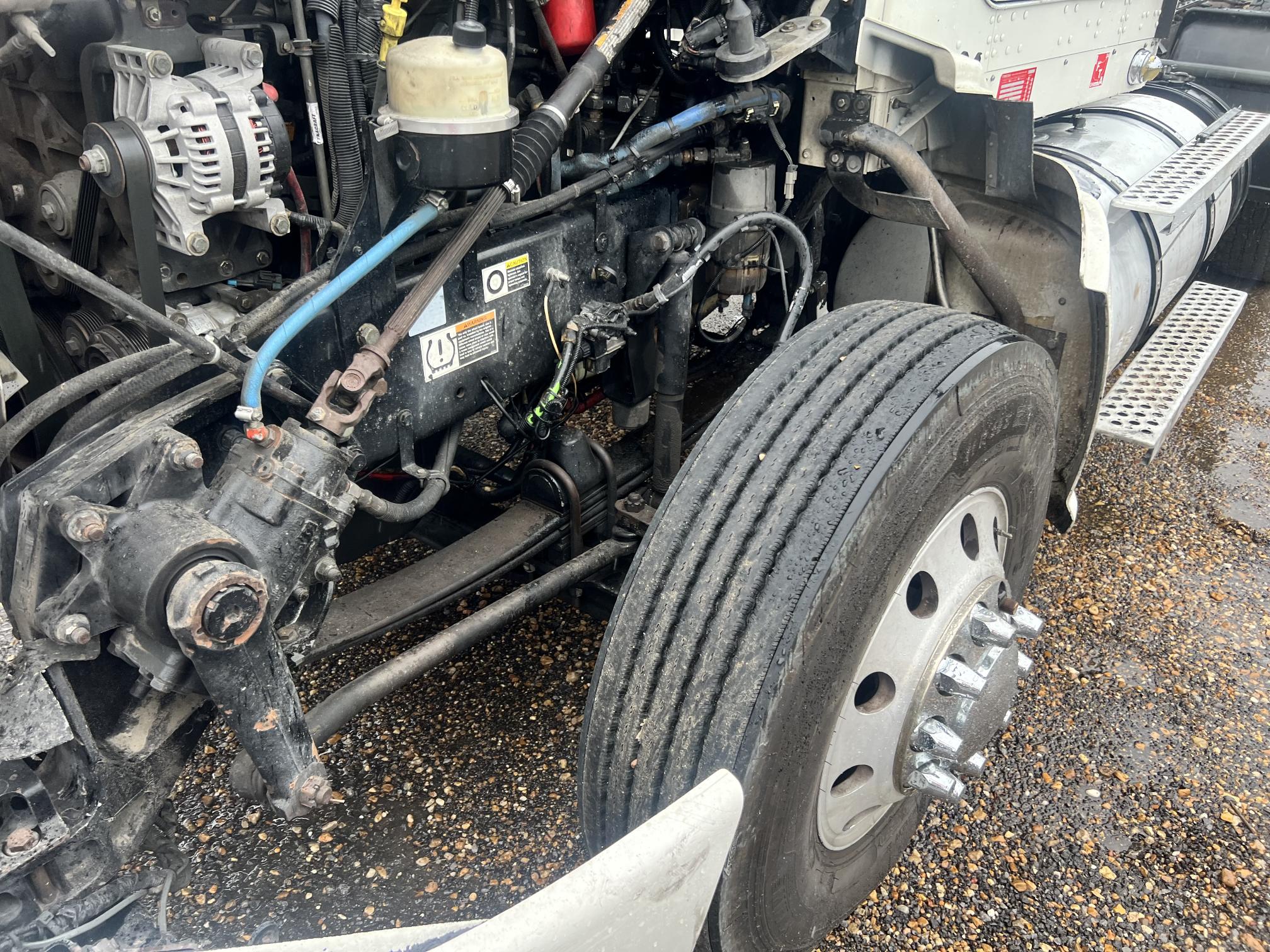 2012 KENWORTH T6 - Image 19