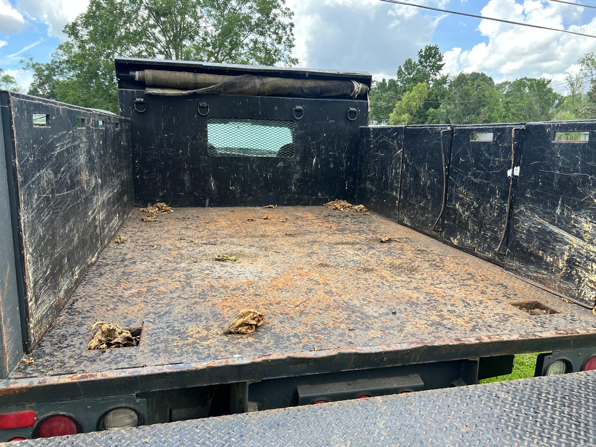 2005 FORD F450 - view 17 of 26