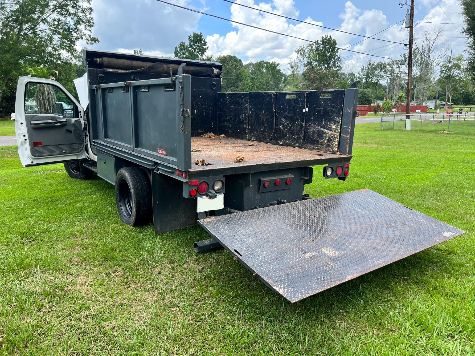 2005 FORD F450 - Image 15