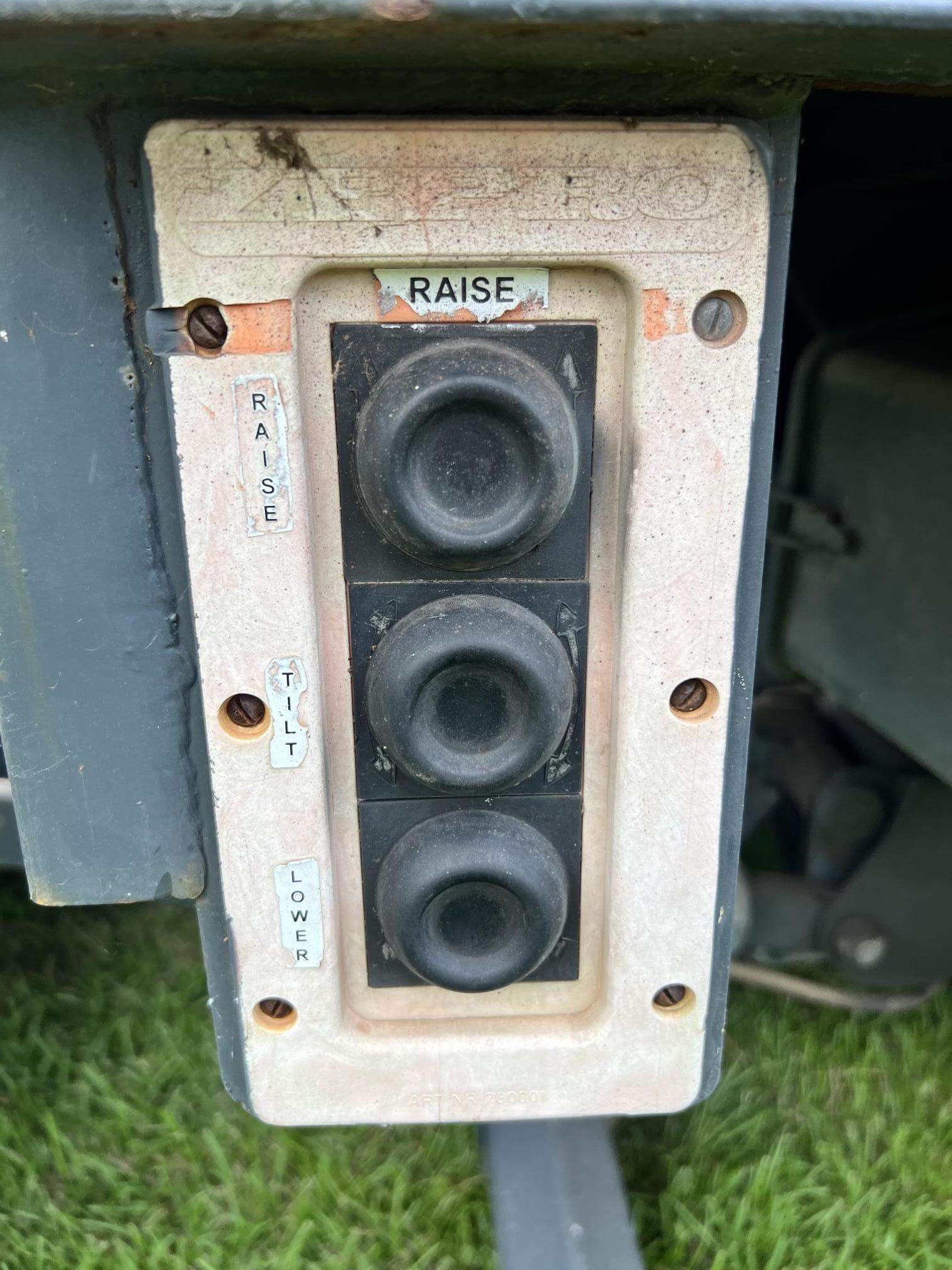 2005 FORD F450 - Image 21