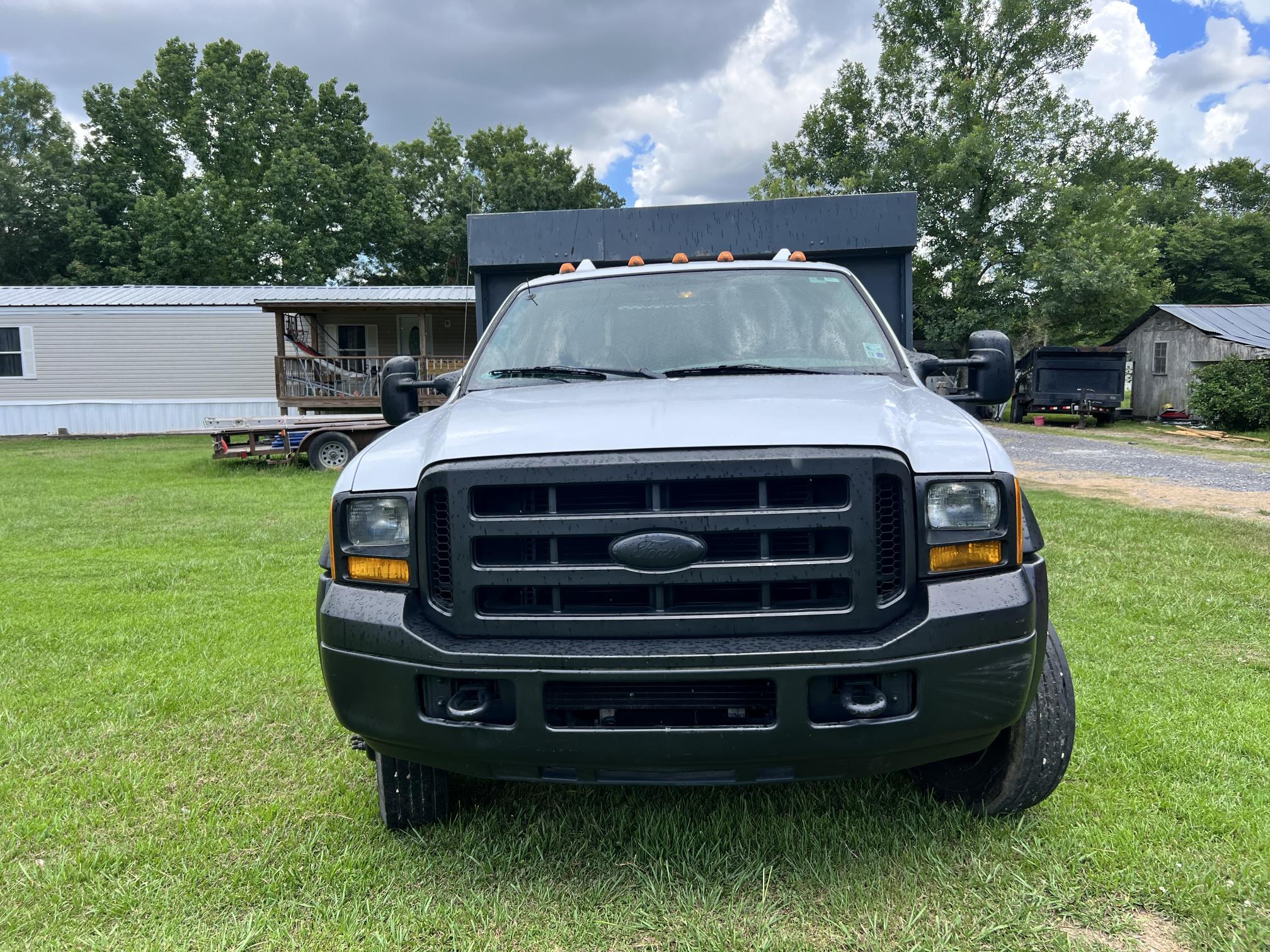 2005 FORD F450 - Image 2