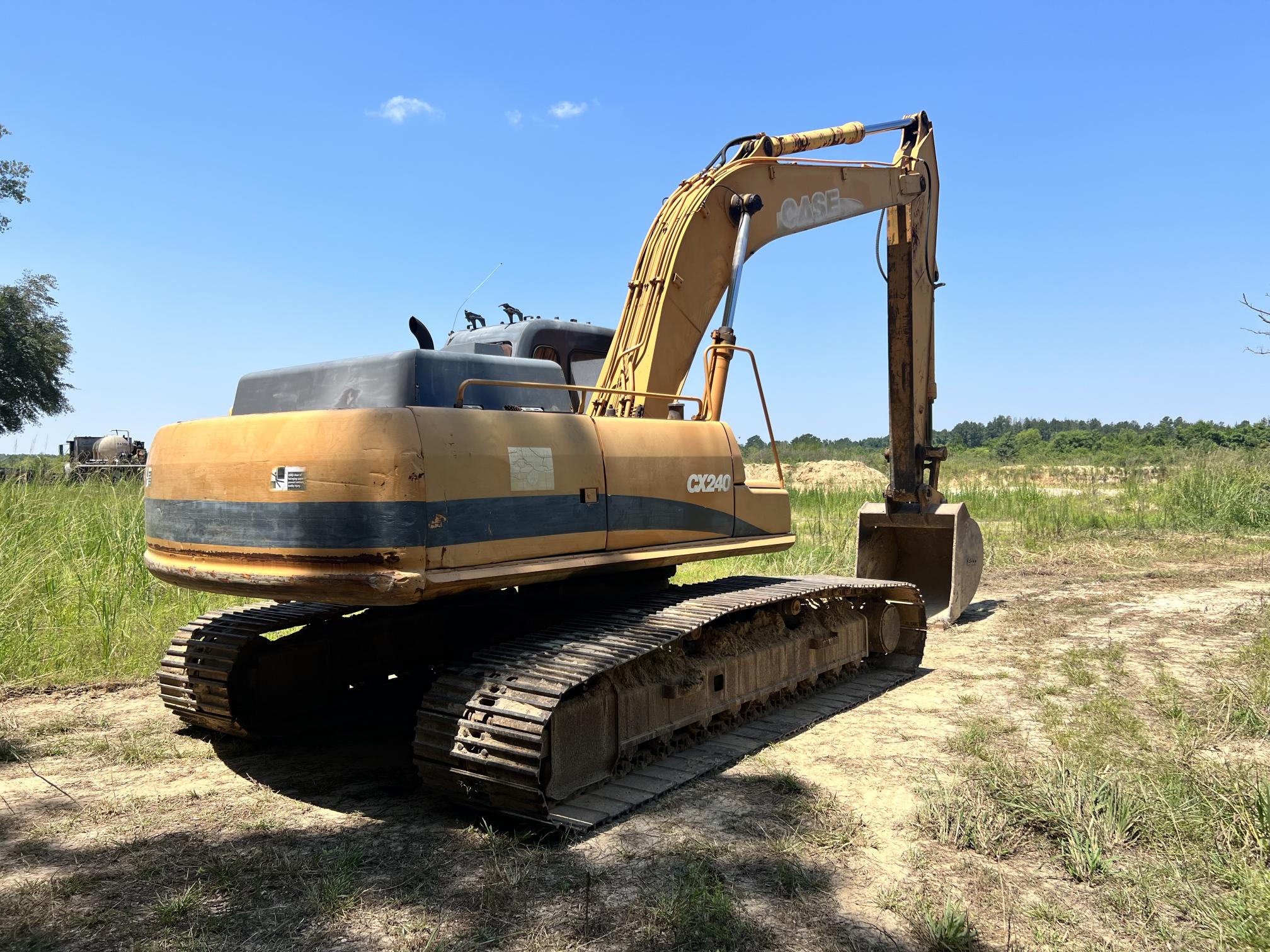 2003 CASE CX240 - Image 4