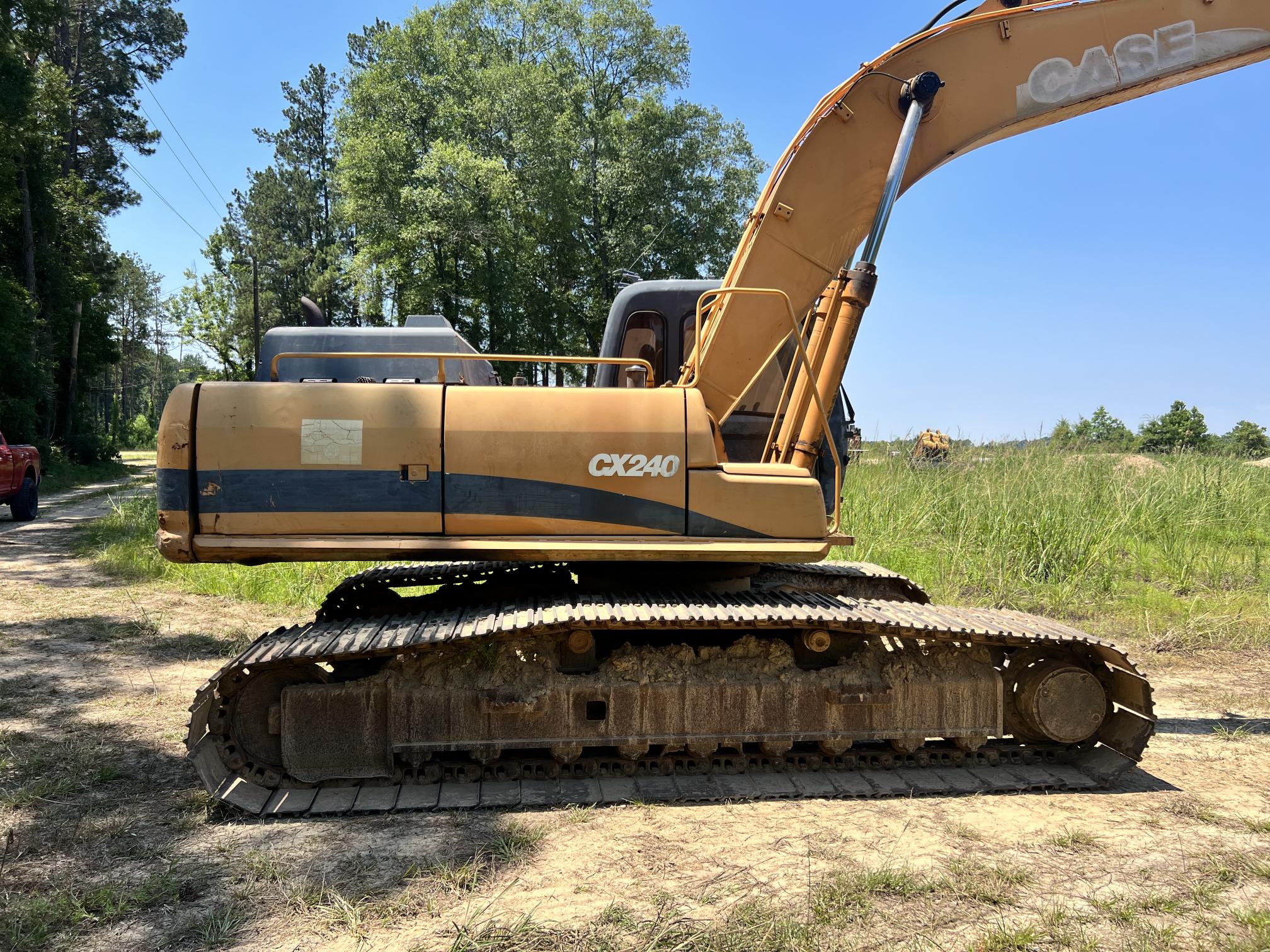 2003 CASE CX240 - Image 6