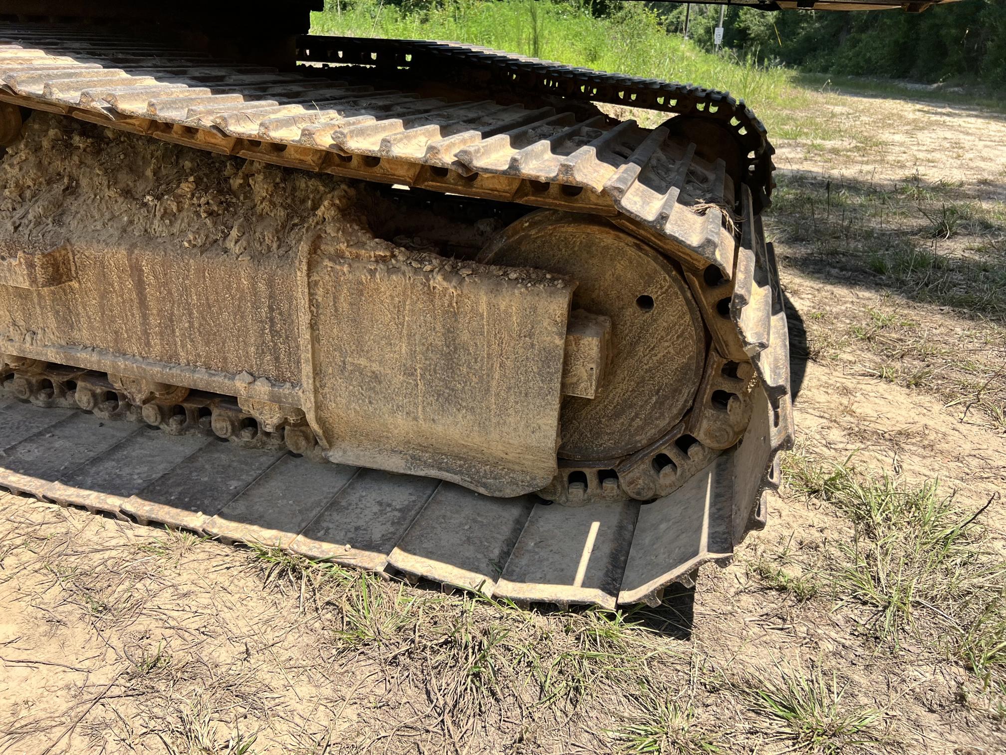 2003 CASE CX240 - Image 19