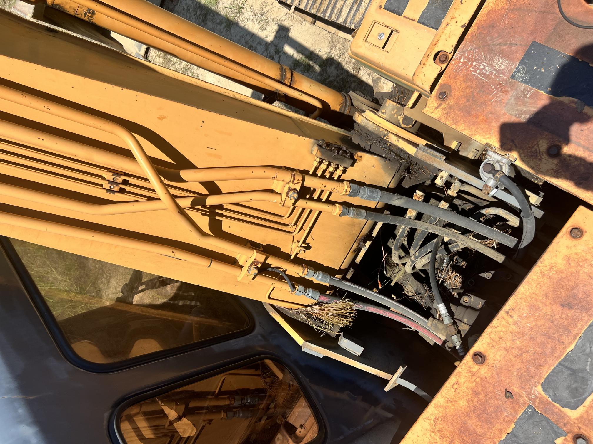 2003 CASE CX240 - Image 22