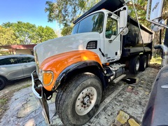 2007 MACK CV713 - Image 9