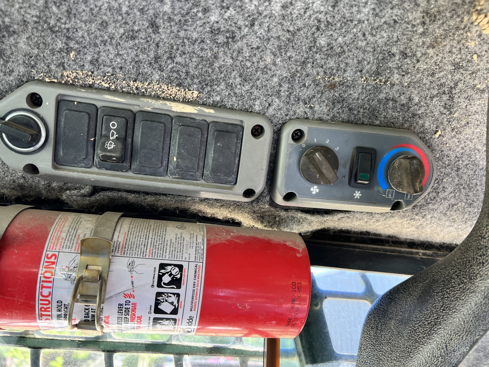 2007 BOBCAT T300 - Image 13