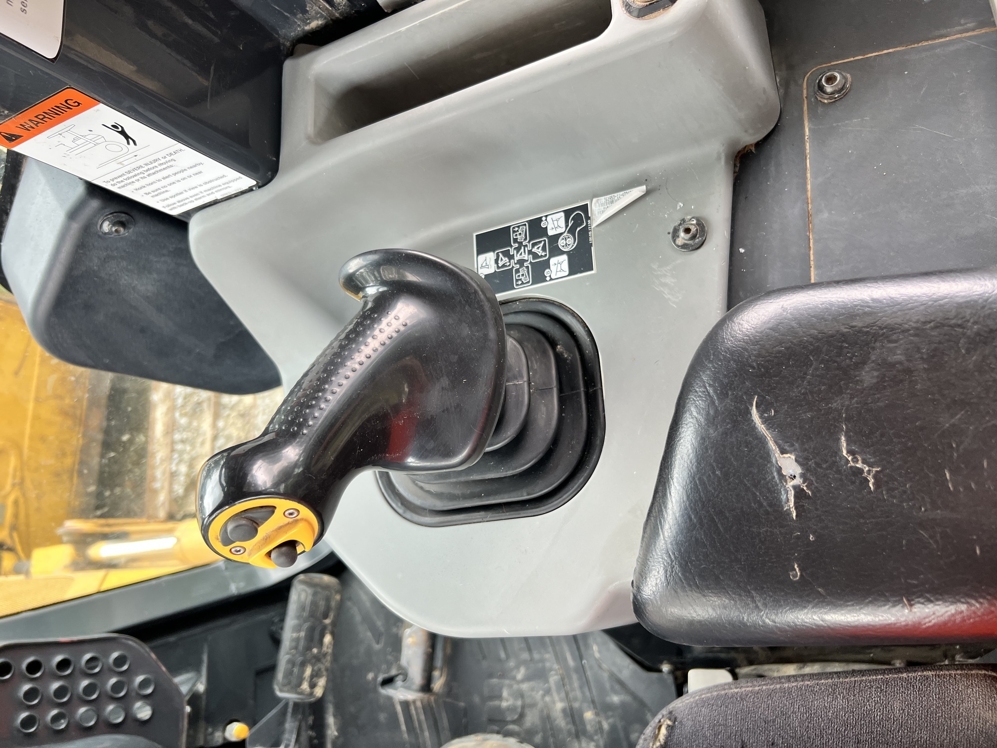 2017 KOMATSU D51PX-24 - Image 30