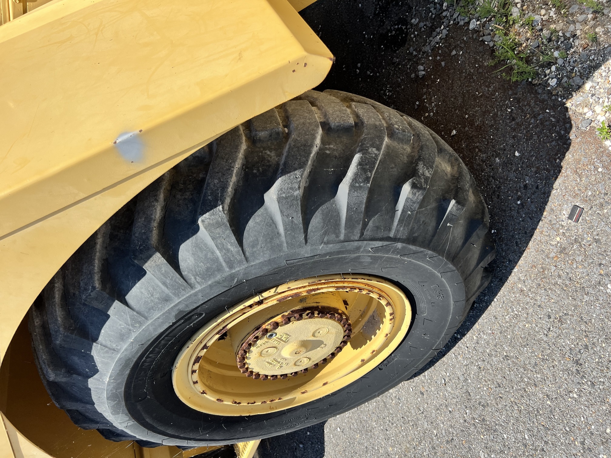 1998 GROVE RT58D - Image 13