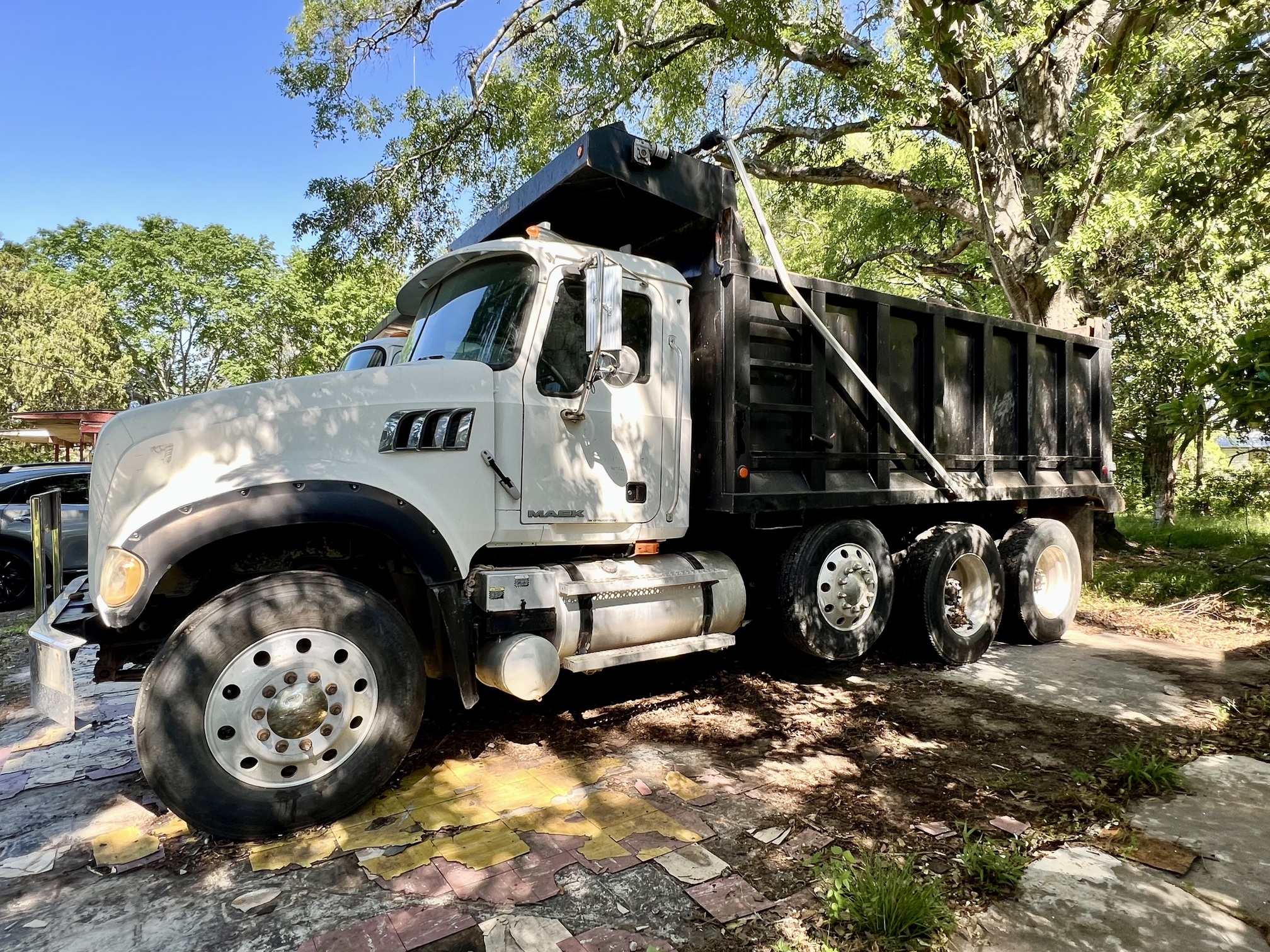 2008 MACK GU713 - Image 2