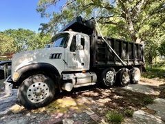 2008 MACK GU713 - Image 2