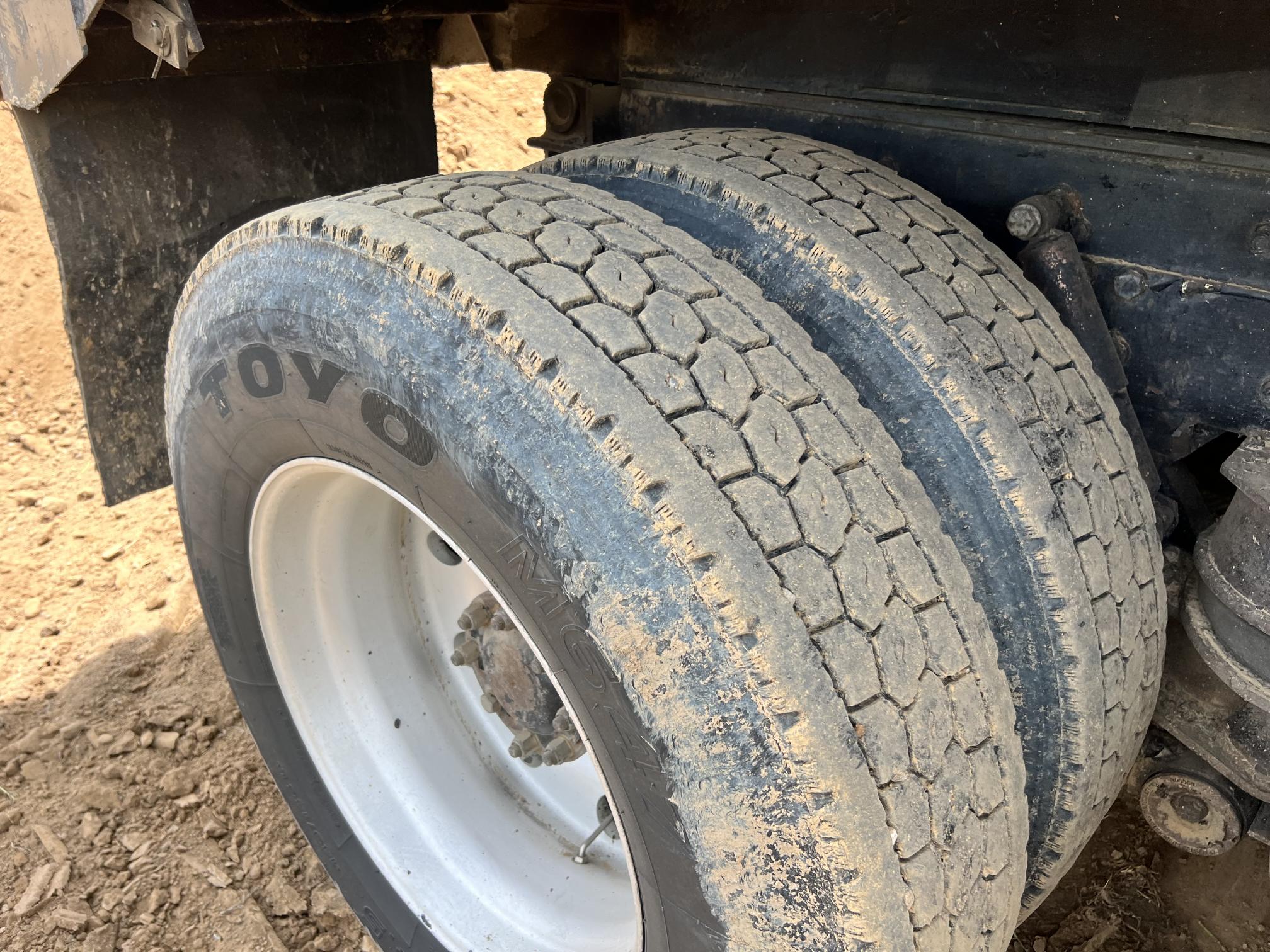 2008 PETERBILT 365 - view 12 of 29