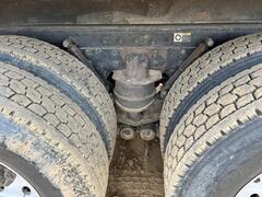 2008 PETERBILT 365 - Image 13