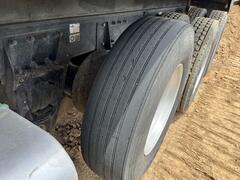 2008 PETERBILT 365 - Image 16