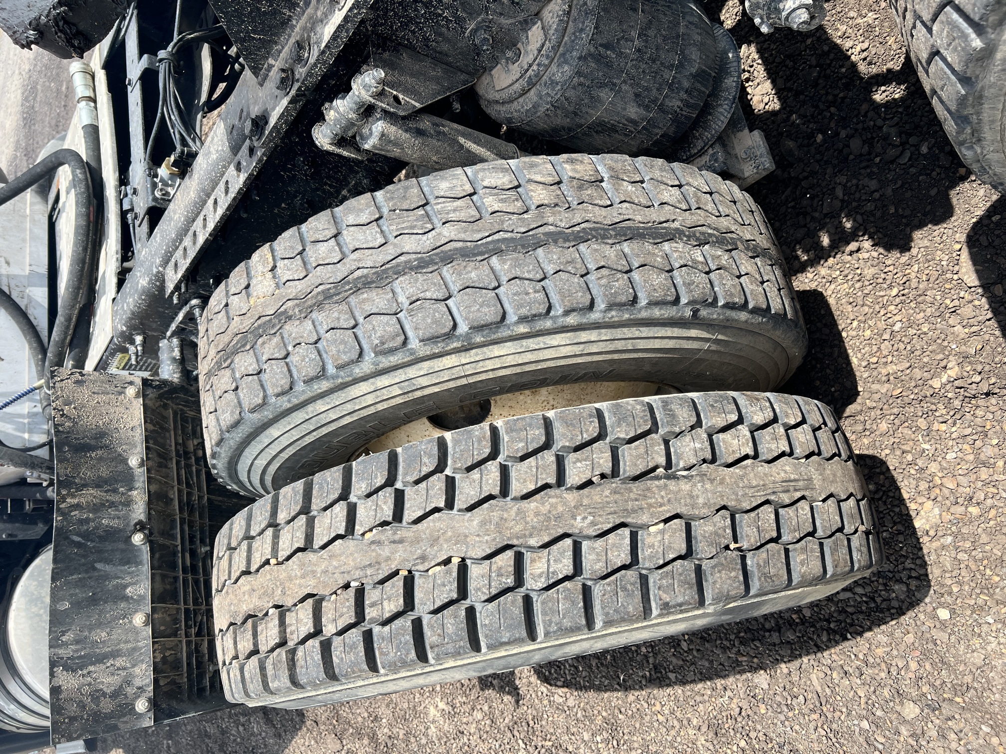 2012 MACK CXU613 - Image 32