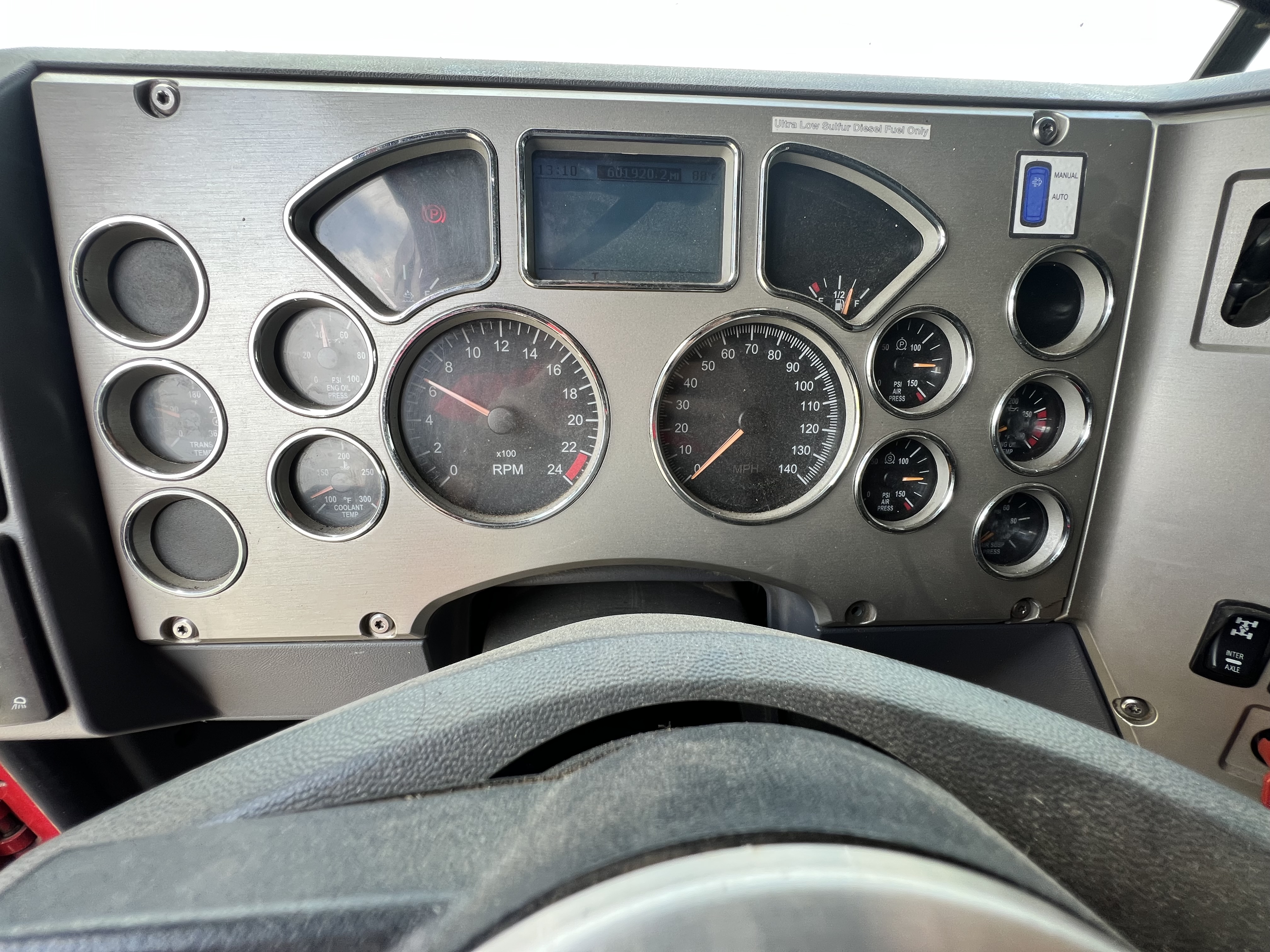 2012 MACK CXU613 - view 18 of 37