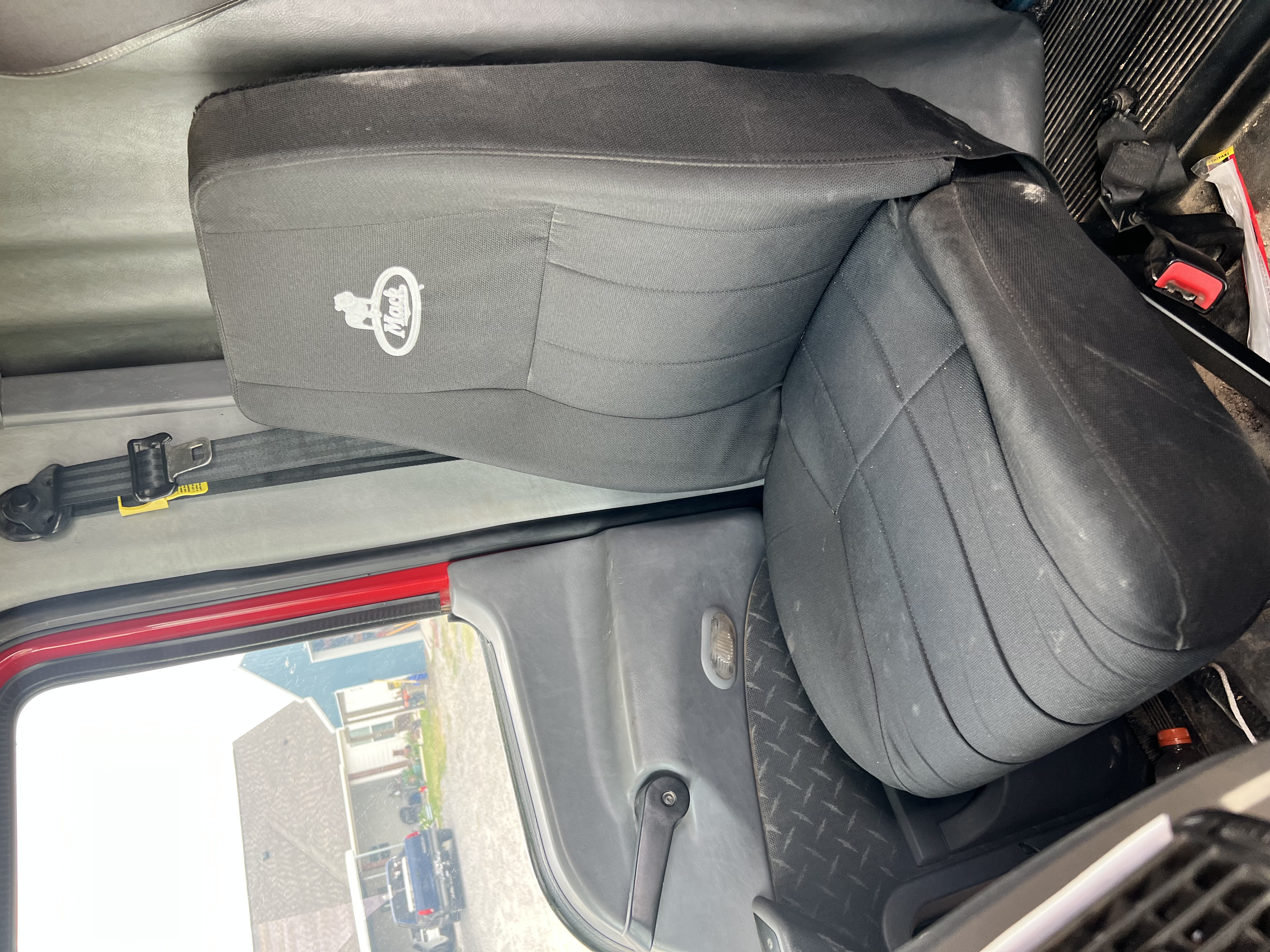 2012 MACK CXU613 - view 15 of 37