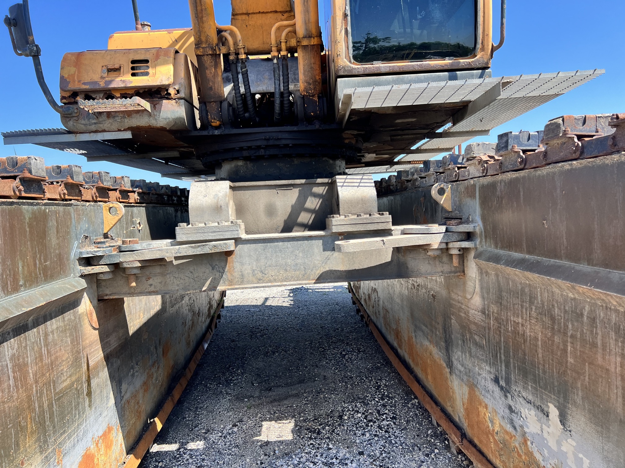 2016 HYUNDAI ROBEX290LC-9 - view 17 of 61