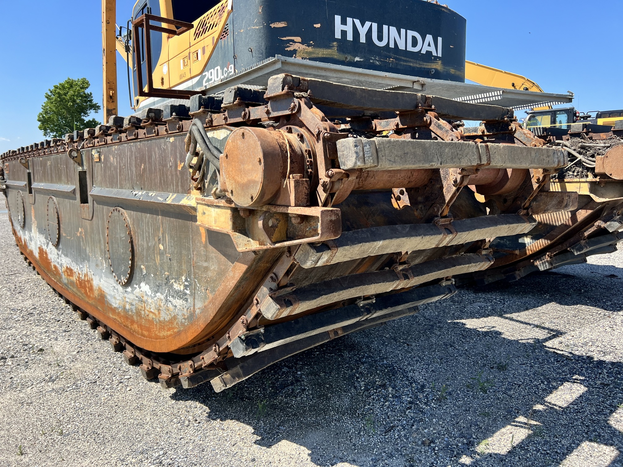 2016 HYUNDAI ROBEX290LC-9 - Image 32