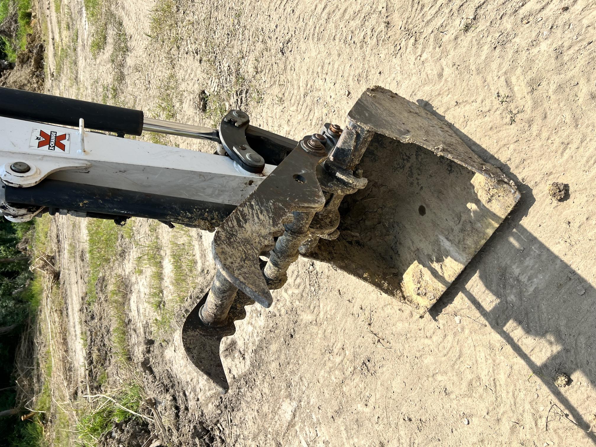 2022 BOBCAT E35 - Image 12