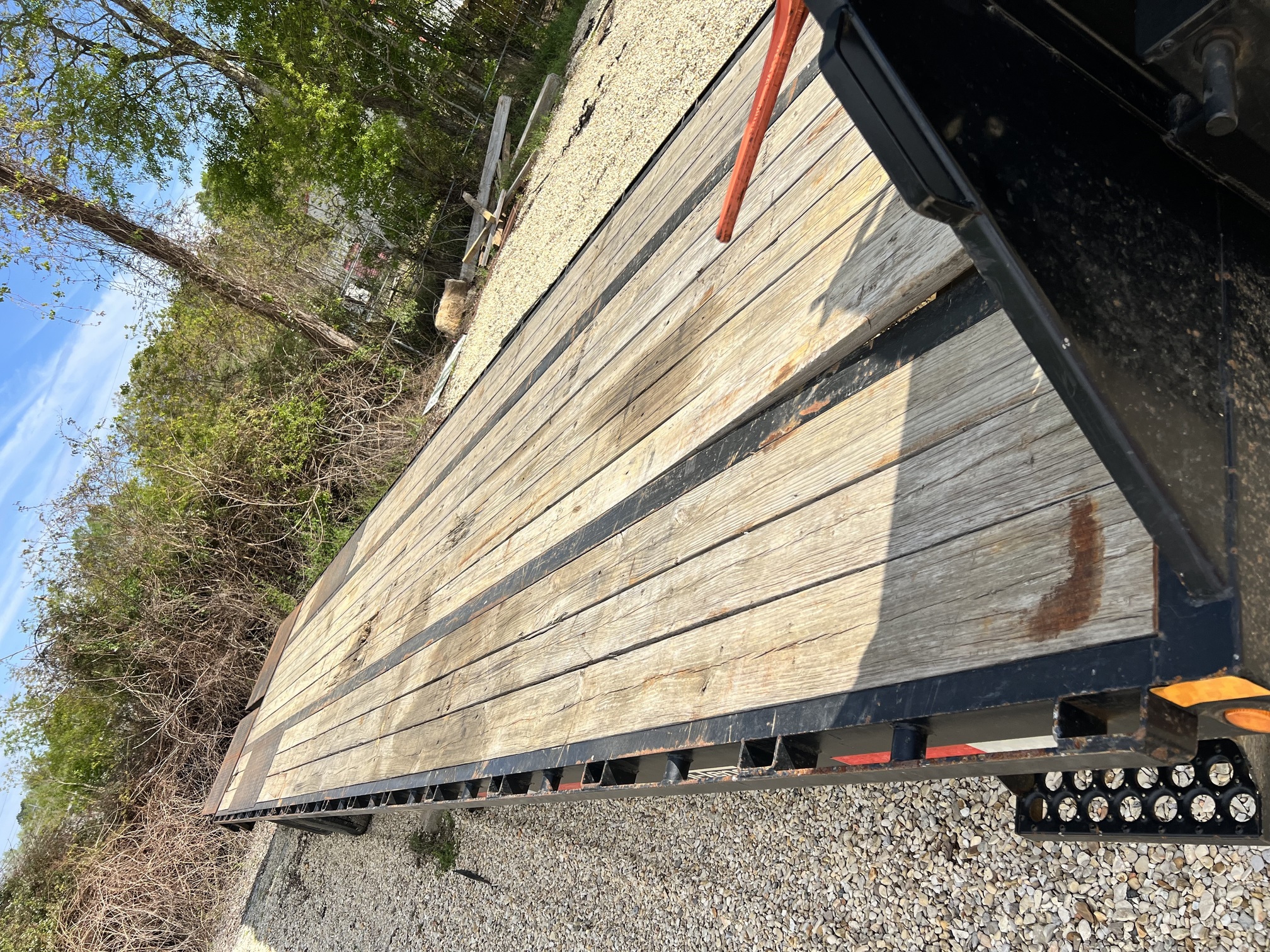 2021 TOP HAT TRAILERS GN259HD 40x102 - view 5 of 17