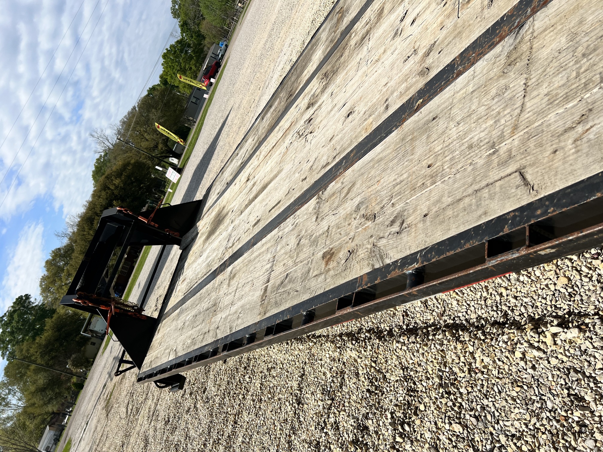 2021 TOP HAT TRAILERS GN259HD 40x102 - Image 6