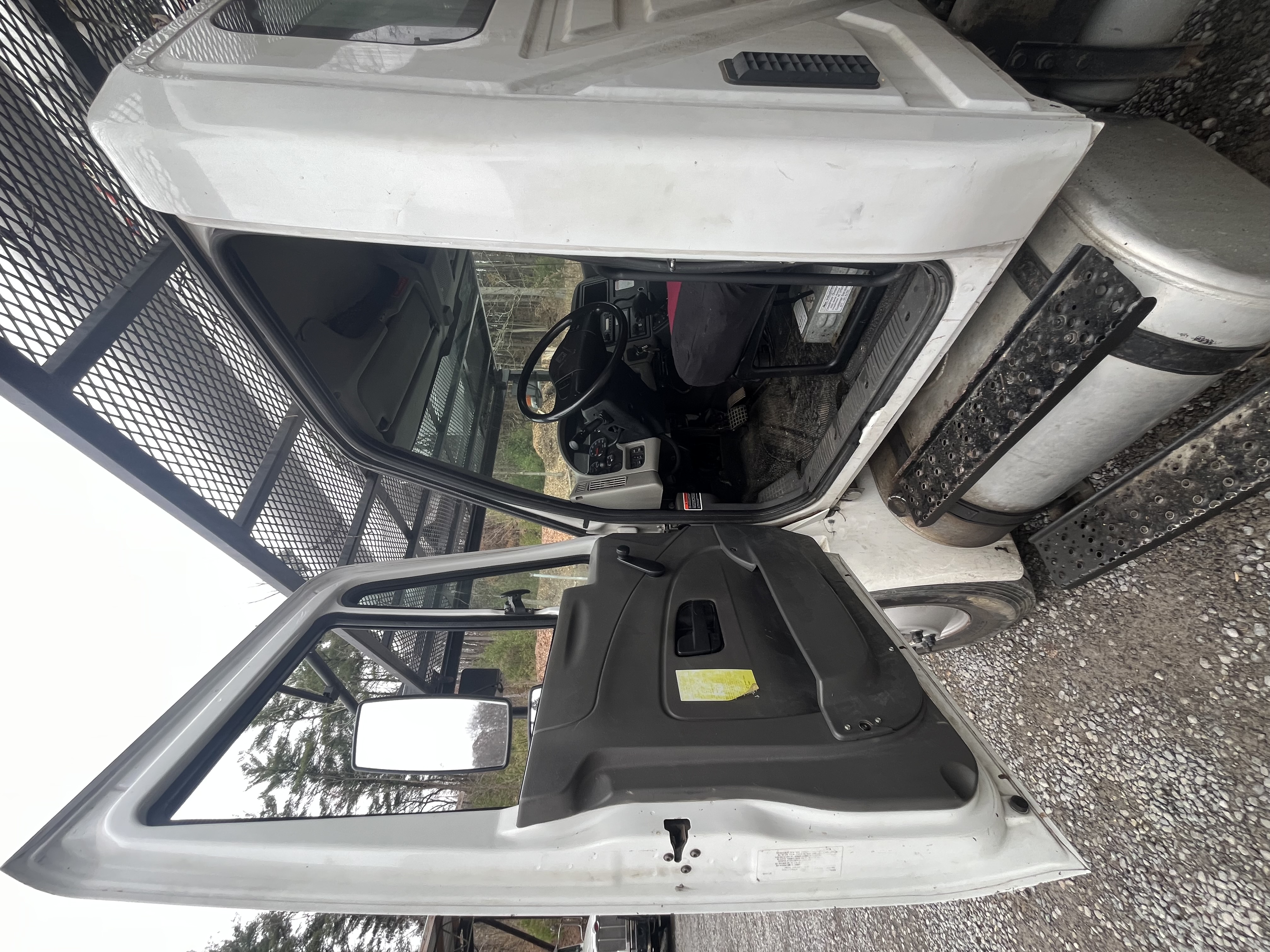 2012 INTERNATIONAL 4300DT - Image 8