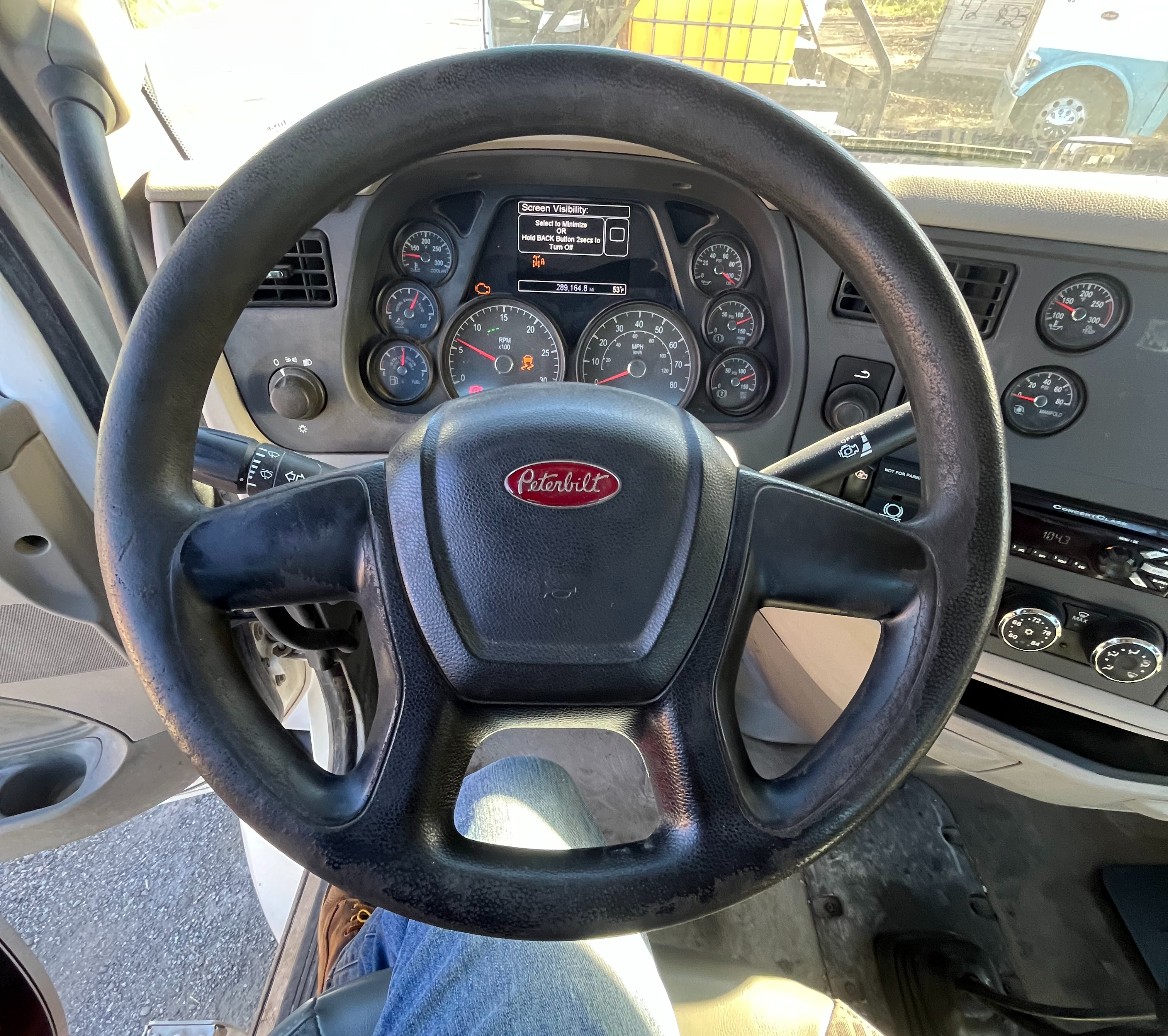2019 PETERBILT 579 - view 11 of 31