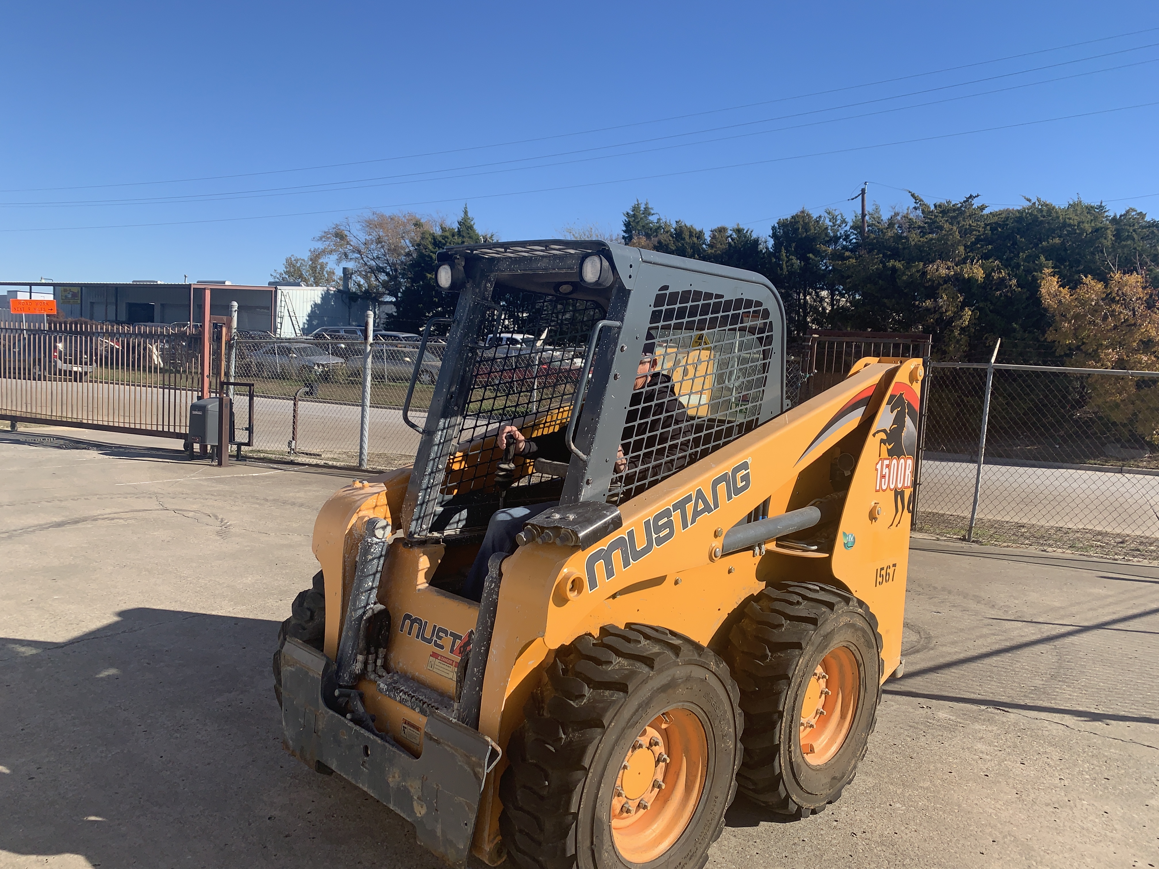 2018 MUSTANG 1500R - view 7 of 12