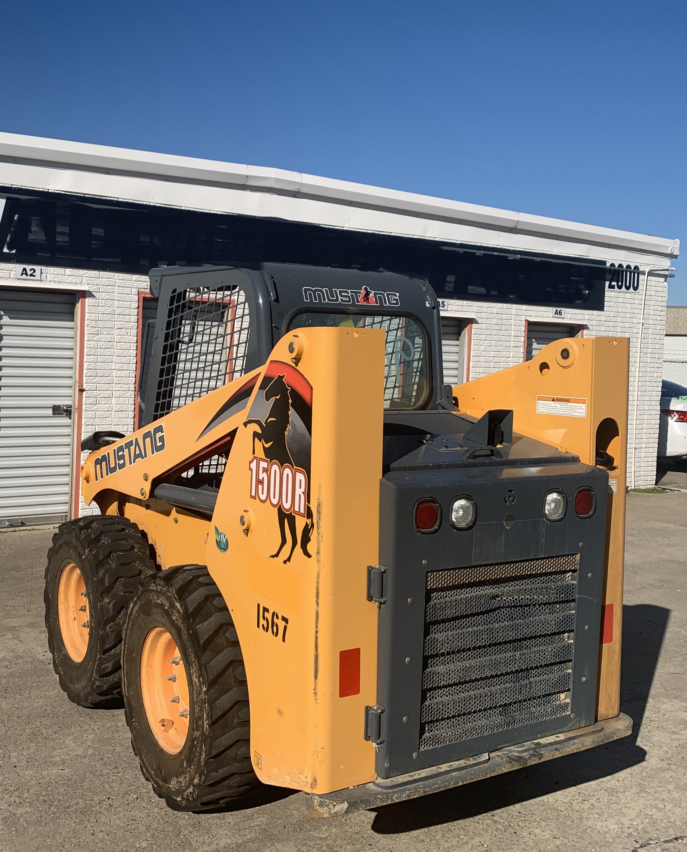 2018 MUSTANG 1500R - view 4 of 12