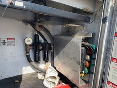 2006 FORD F-750 - Image 6