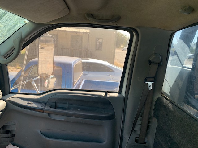 2006 FORD F-750 - Image 27