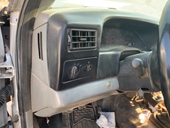 2006 FORD F-750 - Image 29