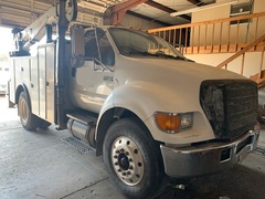 2006 FORD F-750 - Image 3