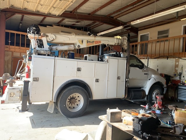 2006 FORD F-750 - Image 7