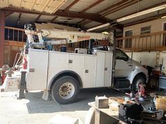 2006 FORD F-750 - Image 7